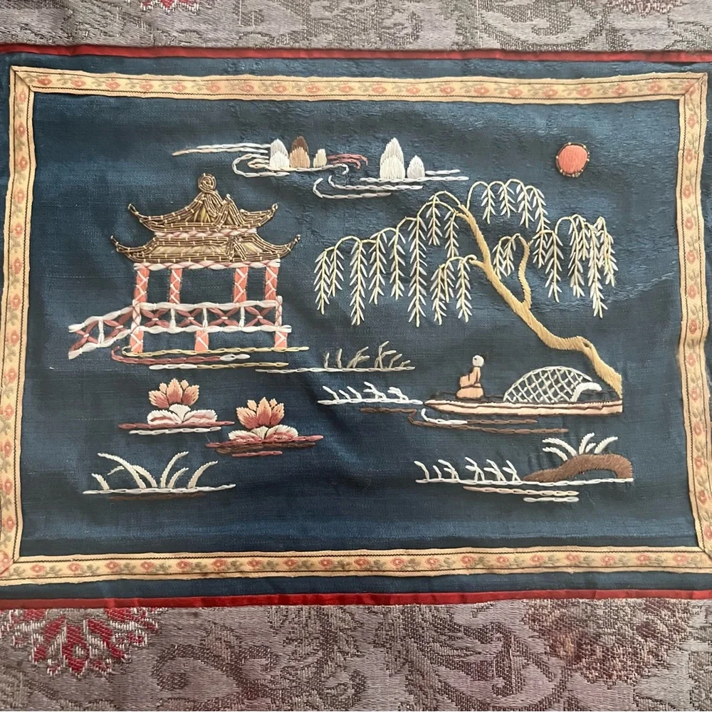 Antique Chinese‎ Embroidered Framed Tapestry Fabric Silk Chinese Garden